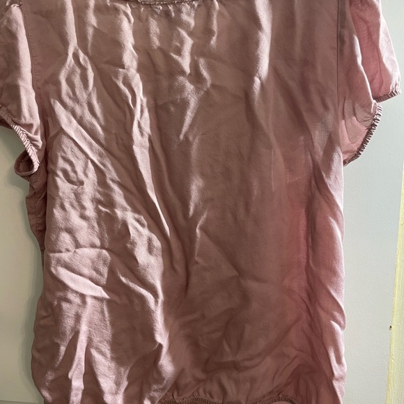 American Eagle Top - Picture 5 of 8